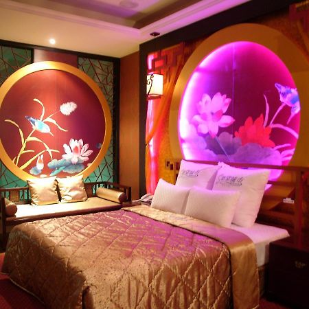 Sexy City Motel Tainan Exterior photo