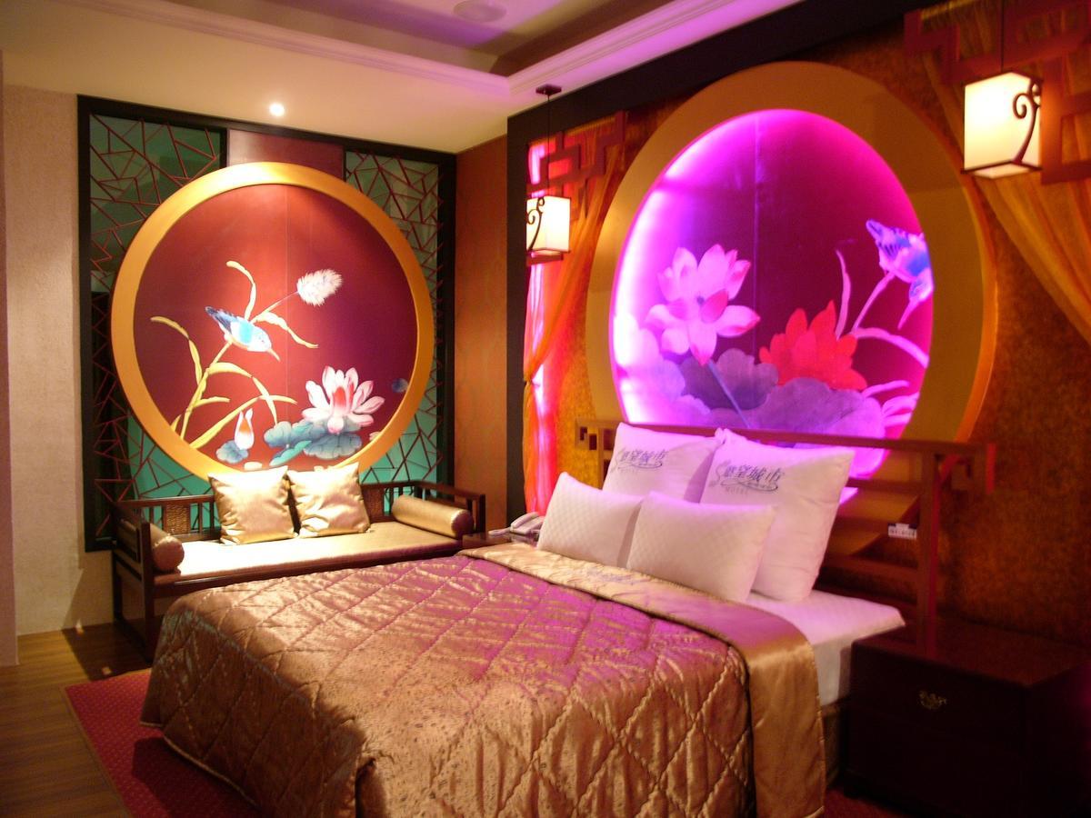 Sexy City Motel Tainan Exterior photo